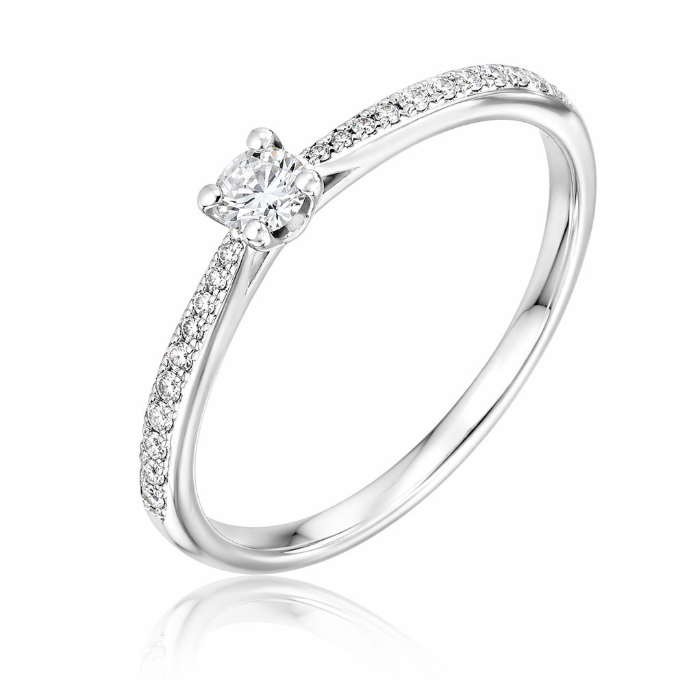Anillo de diamantes en oro blanco 18k