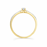 Anillo de oro amarillo con diamantes naturales 