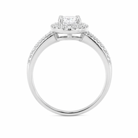 Anillo con halo de diamantes en oro blanco 