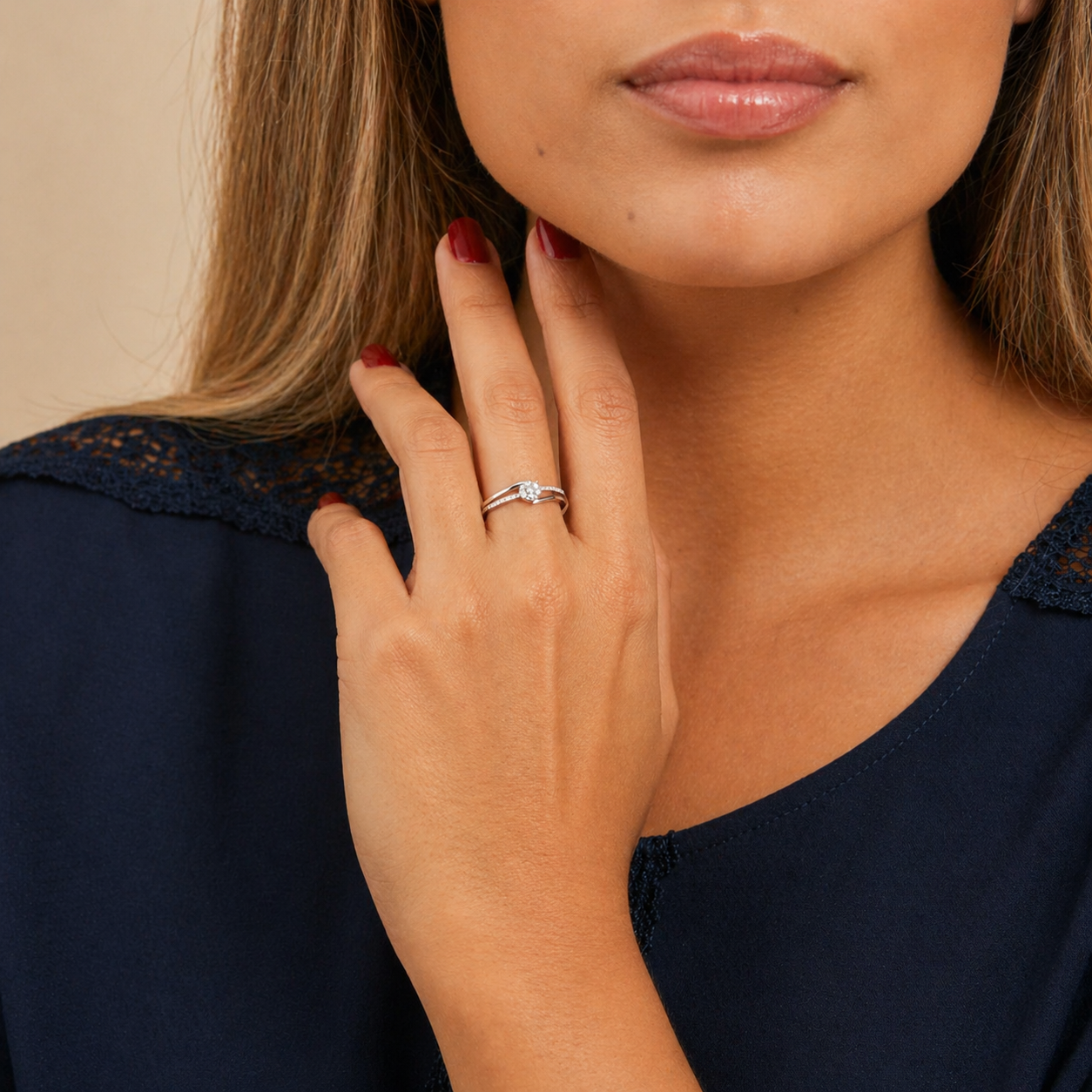 Anillo de diamantes en pave de oro blanco