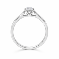 Anillo de compromiso de oro blanco con diamantes estilo pavé