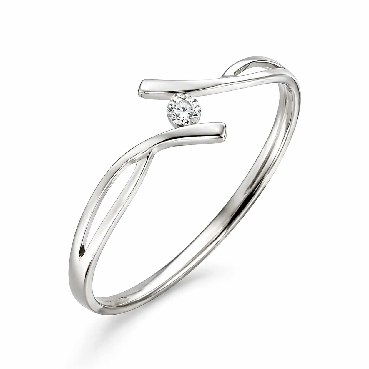 Anillo de compromiso diseño cruzado en oro blanco con diamante 