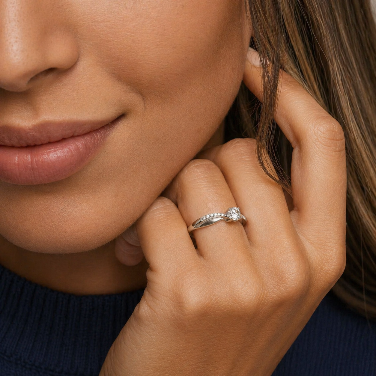 Anillo de compromiso con diamantes en oro blanco de 18k - Orlando