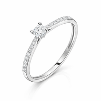 Anillo de compromiso en oro blanco 18k con diamante creado en laboratorio. 