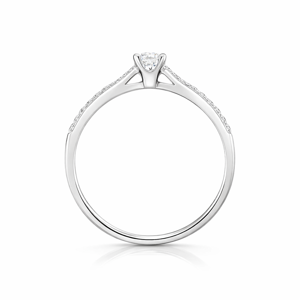 Anillo de compromiso en oro blanco 18k con diamante creado en laboratorio. 