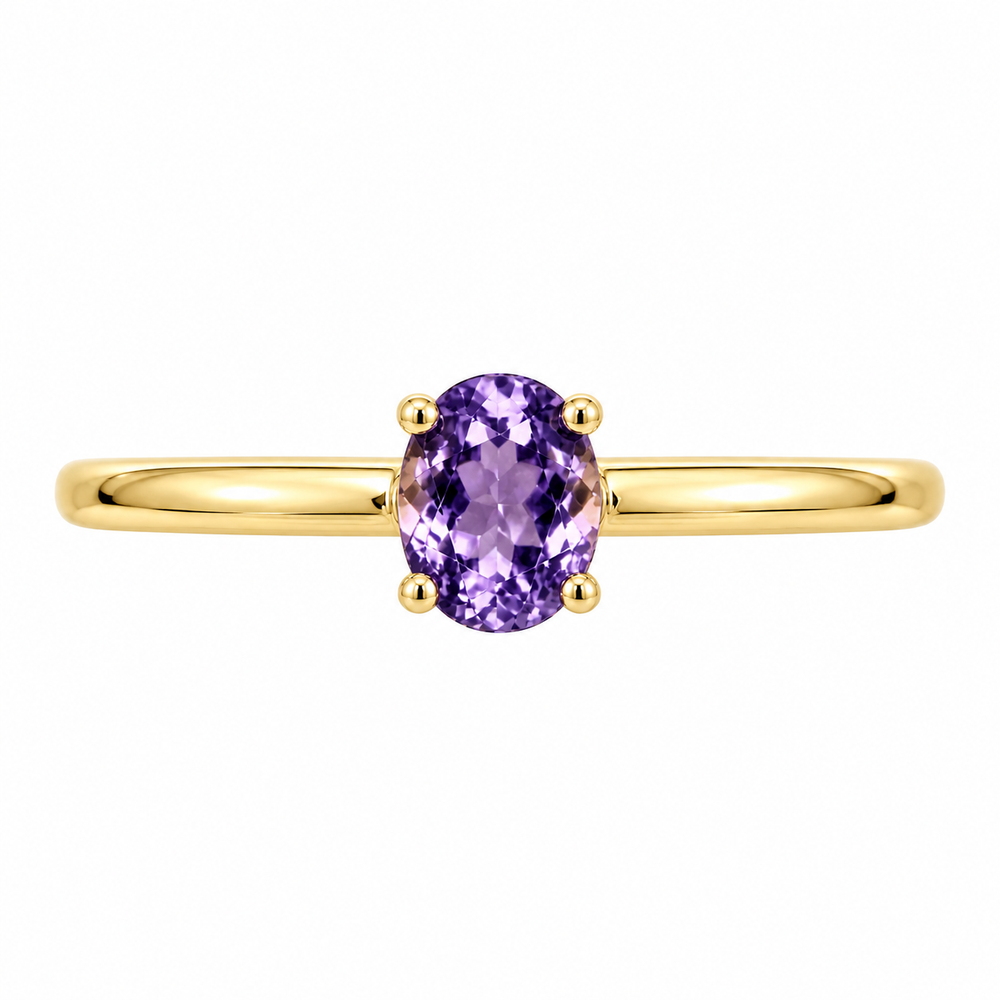 Anillo de oro amarillo 18k con amatista natural. 