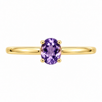 Anillo de oro amarillo 18k con amatista natural. 