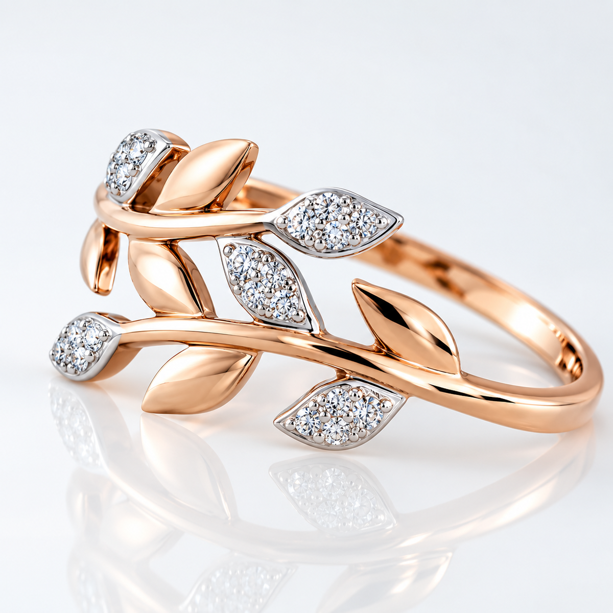 Anillo de oro rosado 18k con diamantes naturales diseño de hojas