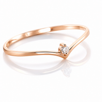 Anillo de oro rosado con diamante