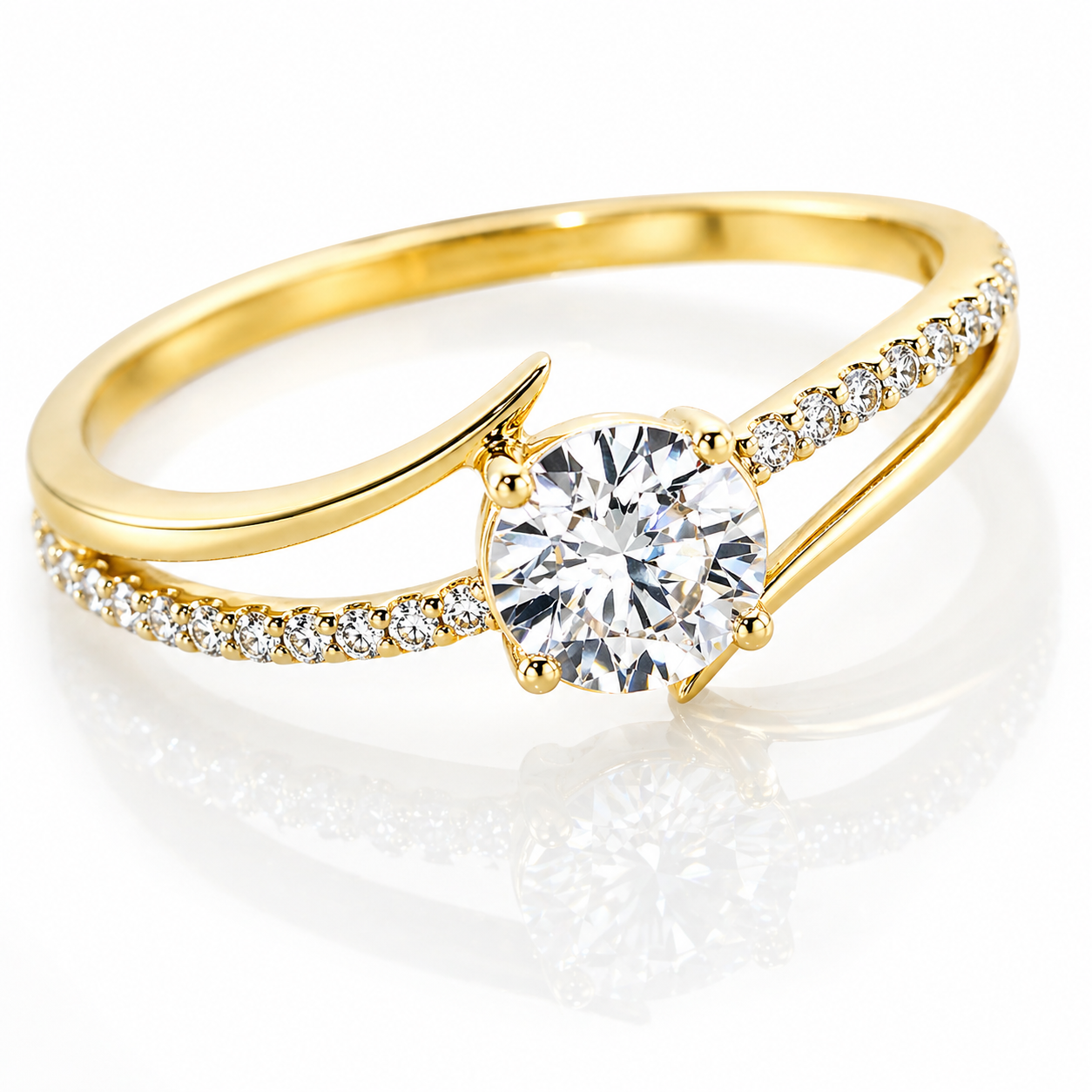 Anillo de diamante en oro amarillo