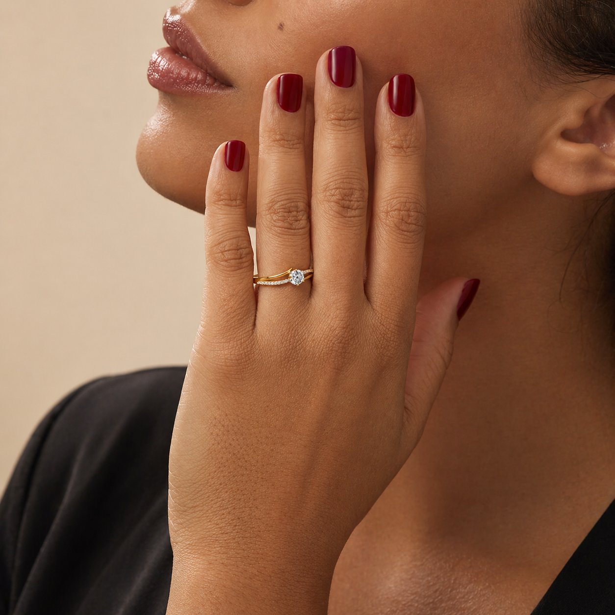Anillo de diamante en oro amarillo