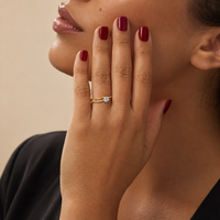 Anillo de diamante en oro amarillo