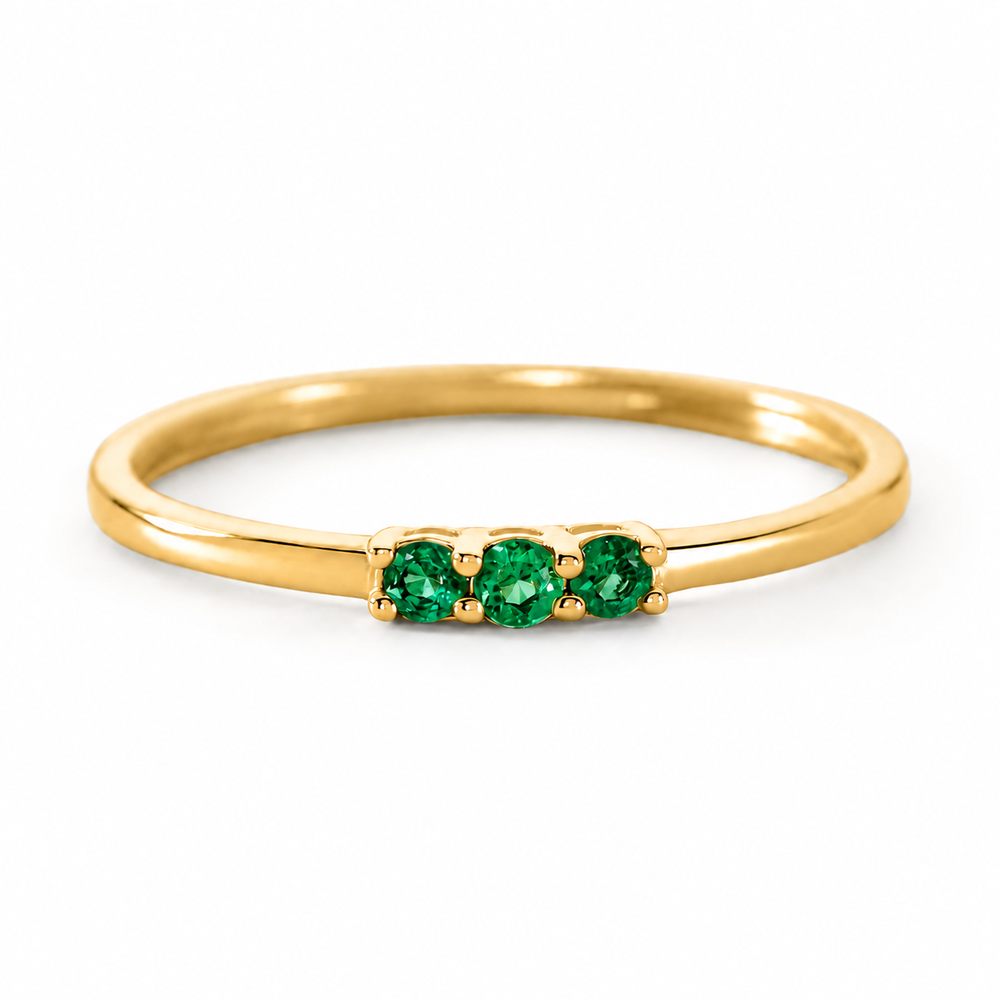 Anillo de Oro Amarillo 18K con Tres Esmeraldas -   Armenia
