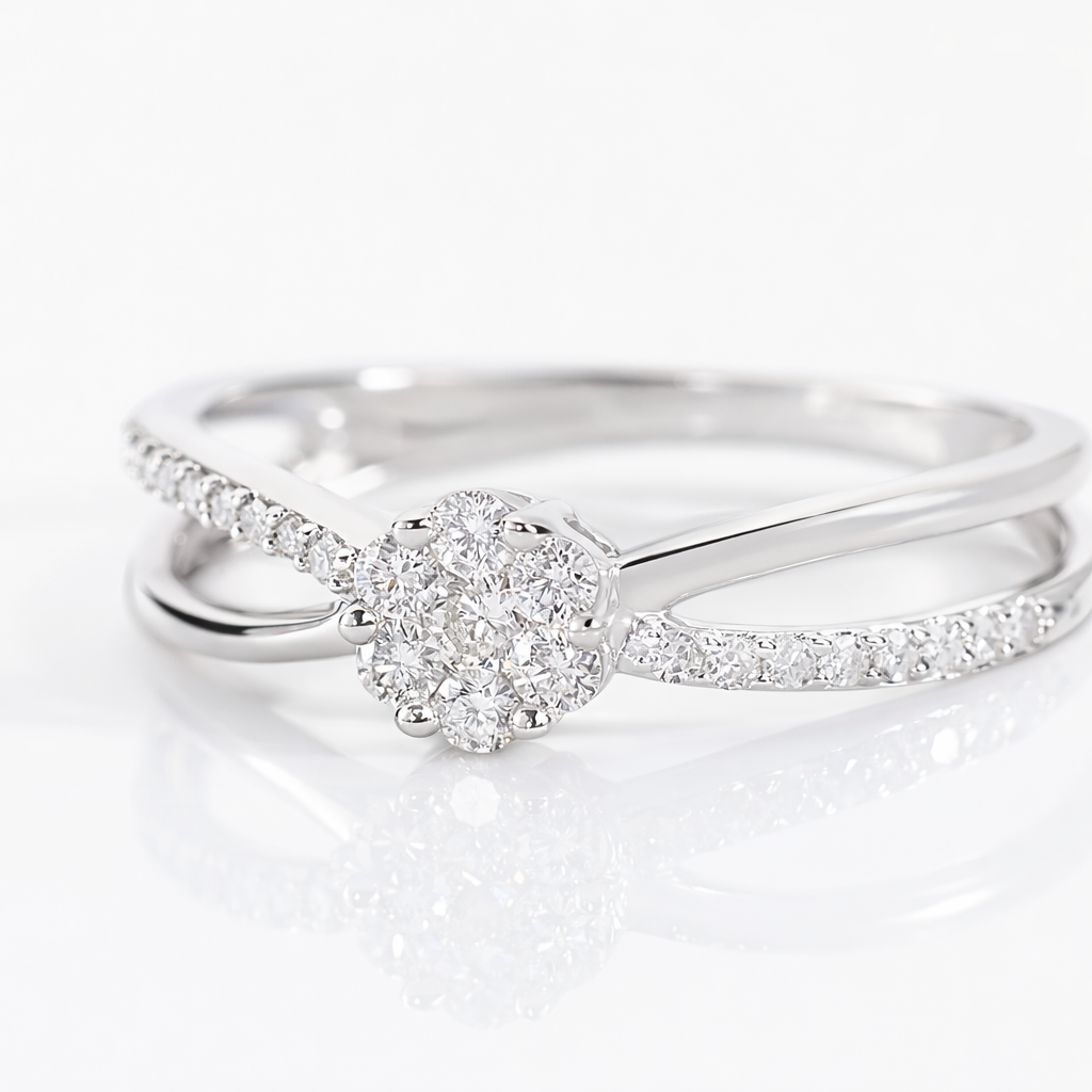 Anillo de oro blanco con diamante negaste invisible en forma de flor y aro cruzado