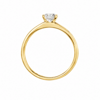 Anillo de oro amarillo 18k con diamantes naturales. 