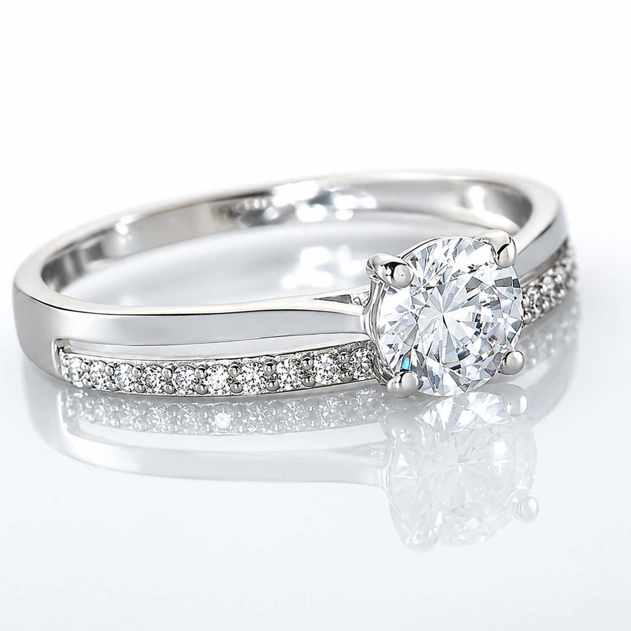  Anillo de diamantes naturales