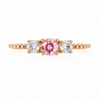 Anillo de compromiso de oro rosado con diamante 