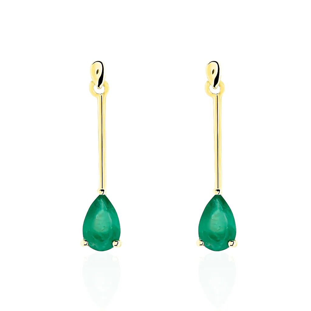 Aretes de oro amarillo Sincelejo con esmeralda natural en corte de pera, largos y delgados.