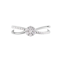 Anillo de compromiso oro blanco con diamantes naturales, diseño floral brillante.

