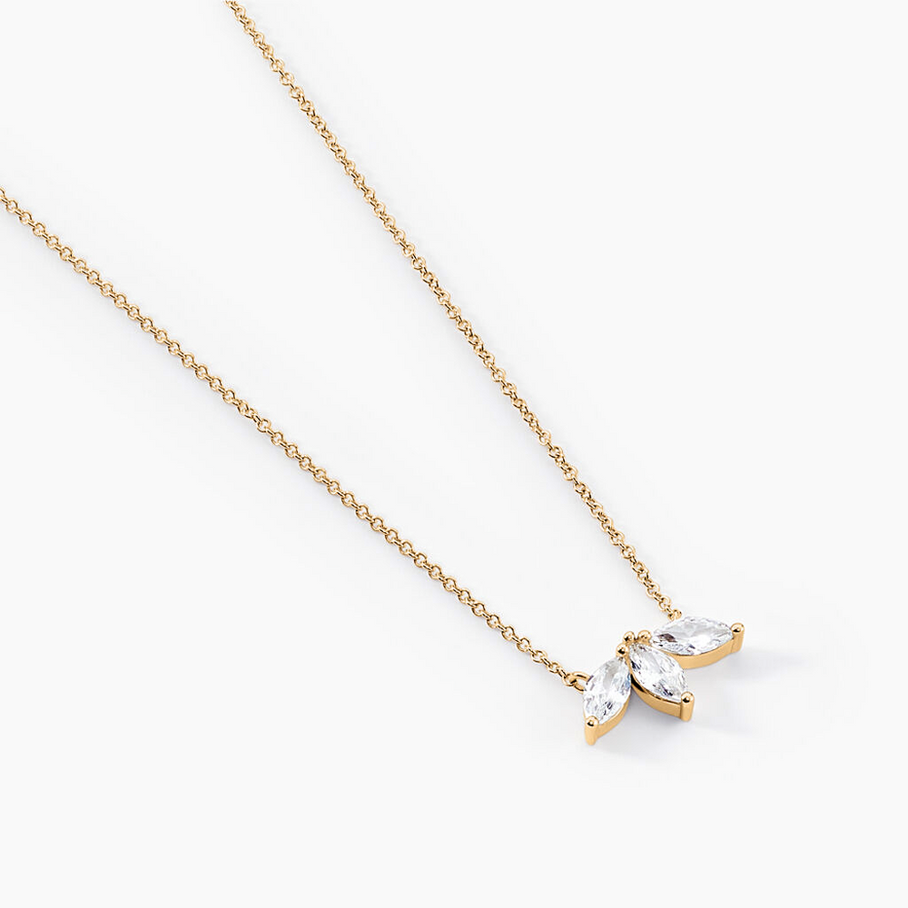 Collar Amalfi en oro amarillo 18k con tres diamantes marquise – Juli & Co