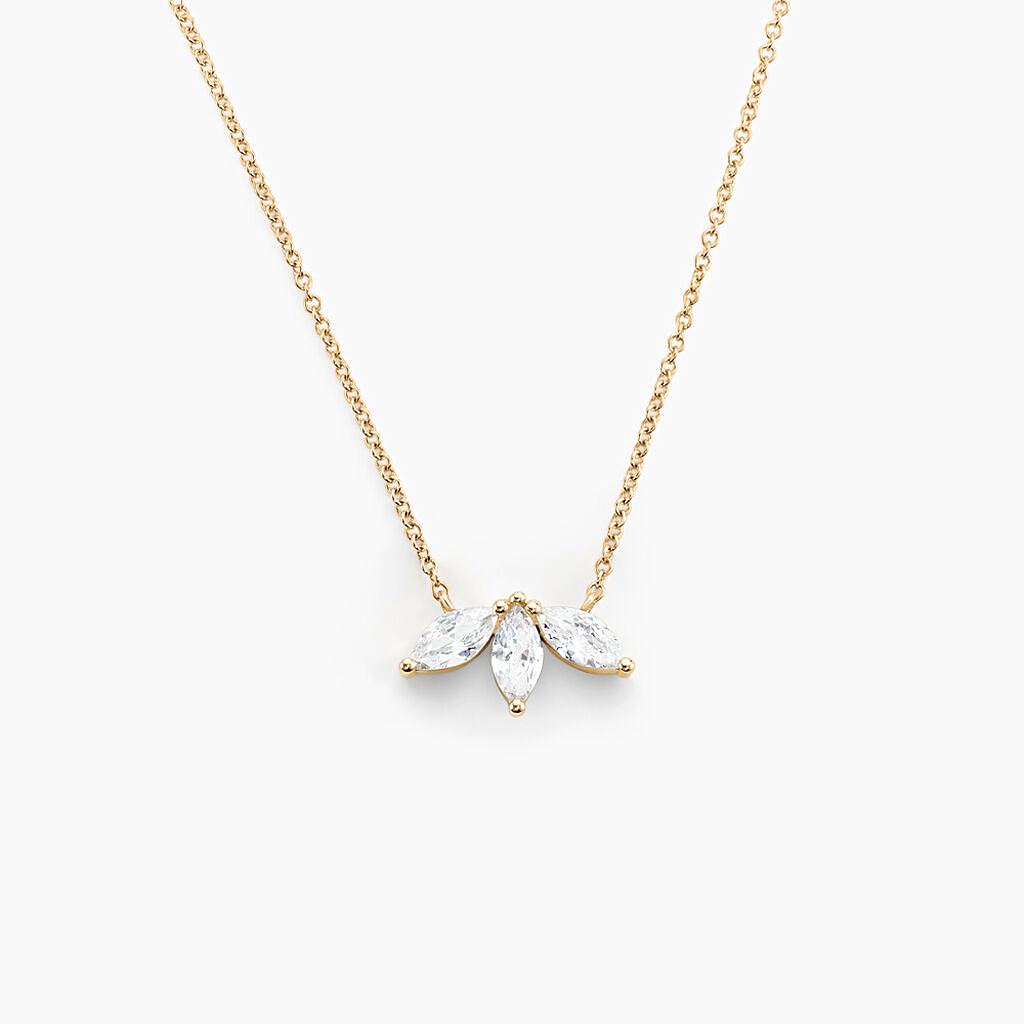 Collar Amalfi en oro amarillo 18k con tres diamantes marquise – Juli & Co