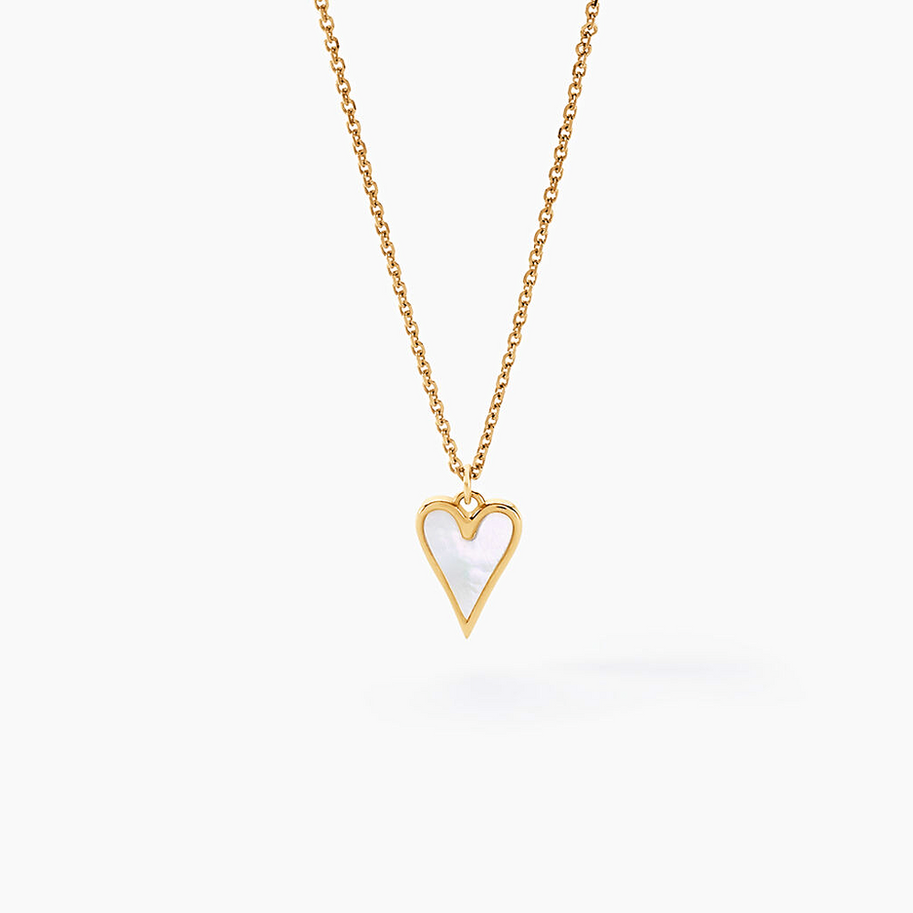 Collar Positano en oro amarillo 18k con dije de nácar en forma de corazón – Juli & Co
