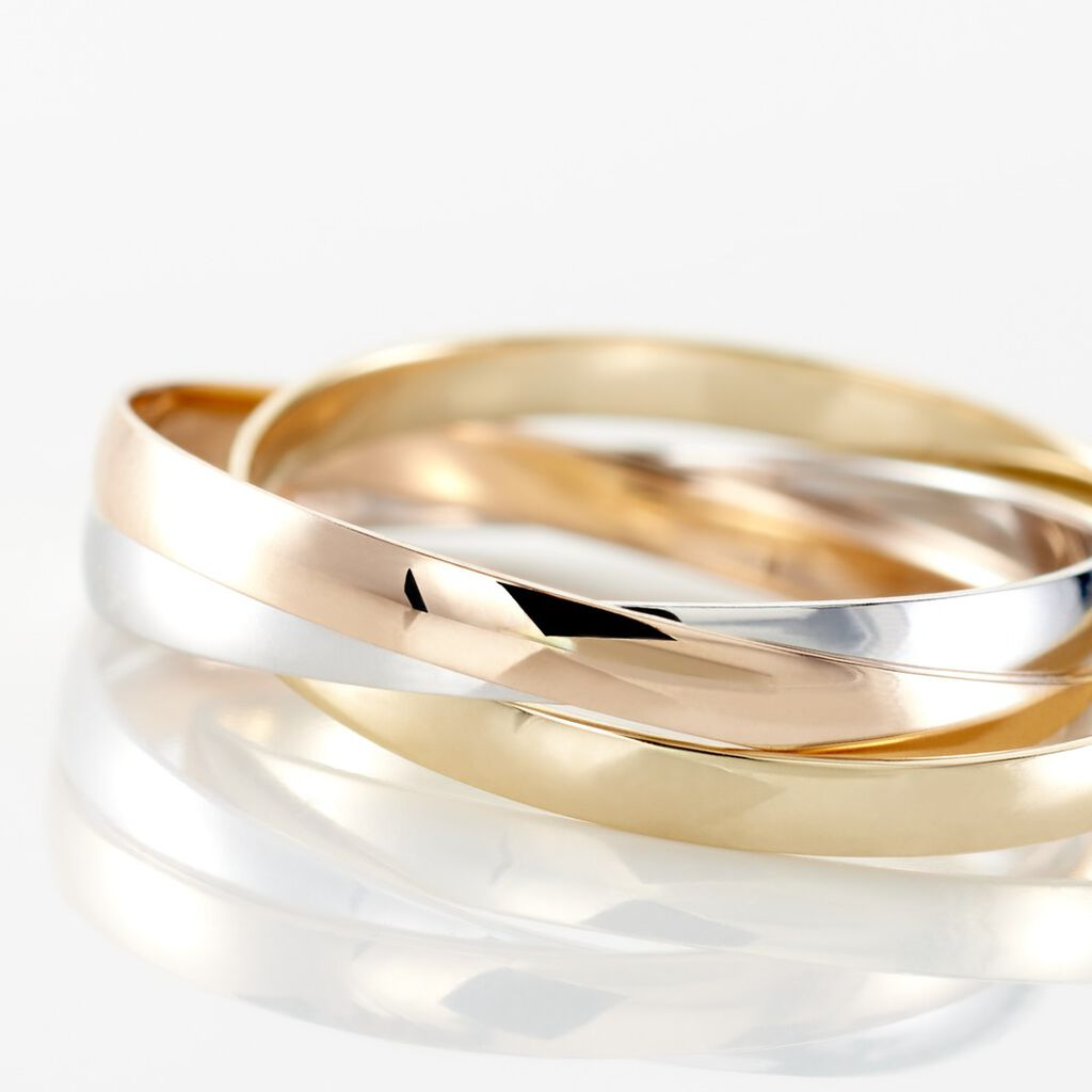 Argolla de matrimonio con oro blanco 18k y diamantes naturales. Bogotá